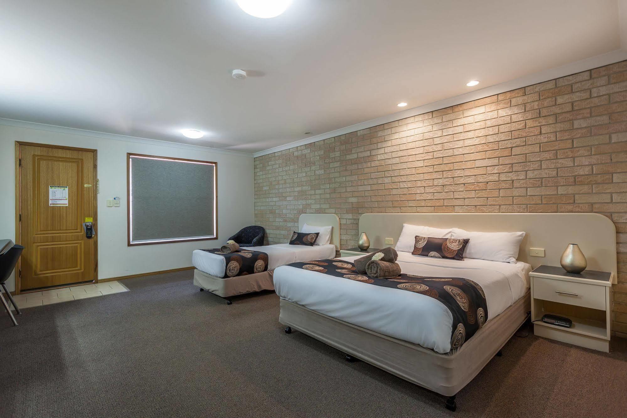 Clifford Gardens Motor Inn Toowoomba Extérieur photo