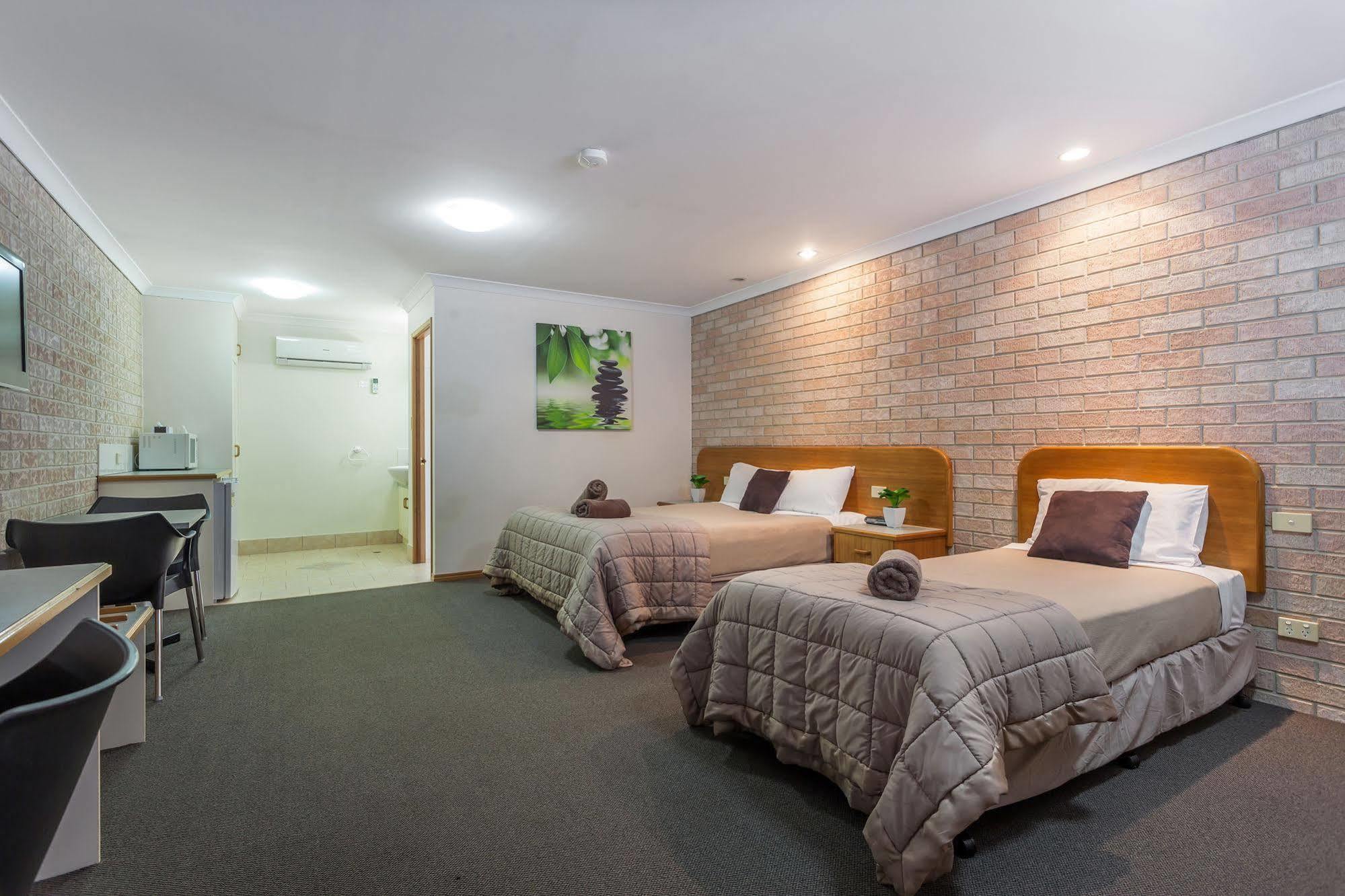 Clifford Gardens Motor Inn Toowoomba Extérieur photo