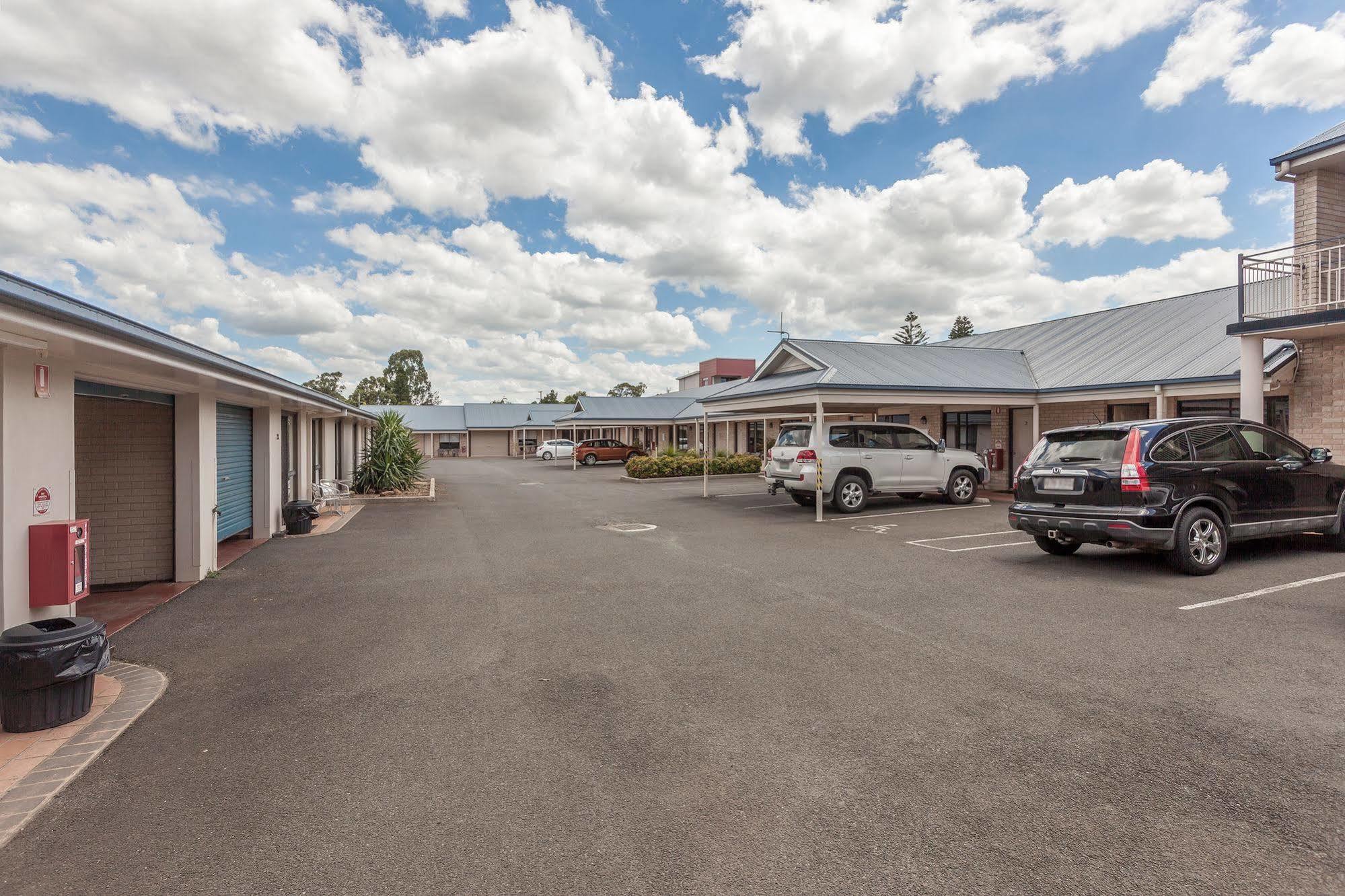 Clifford Gardens Motor Inn Toowoomba Extérieur photo