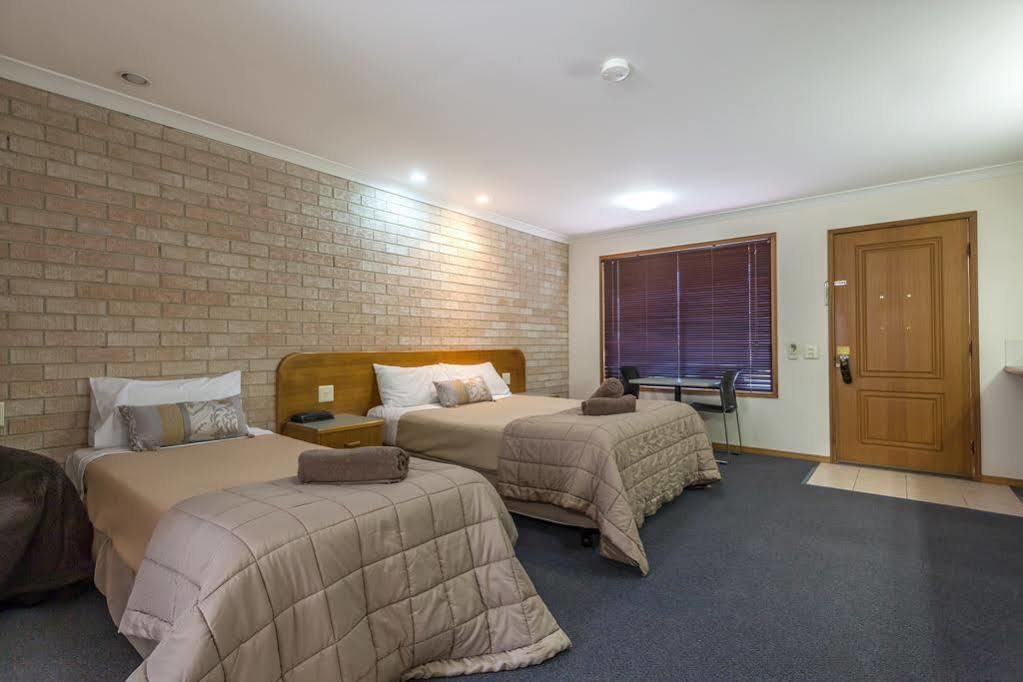 Clifford Gardens Motor Inn Toowoomba Extérieur photo